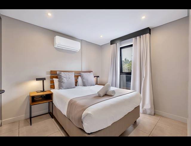 1 BEDROOM APARTMENT FOR SALE IN SANDOWN